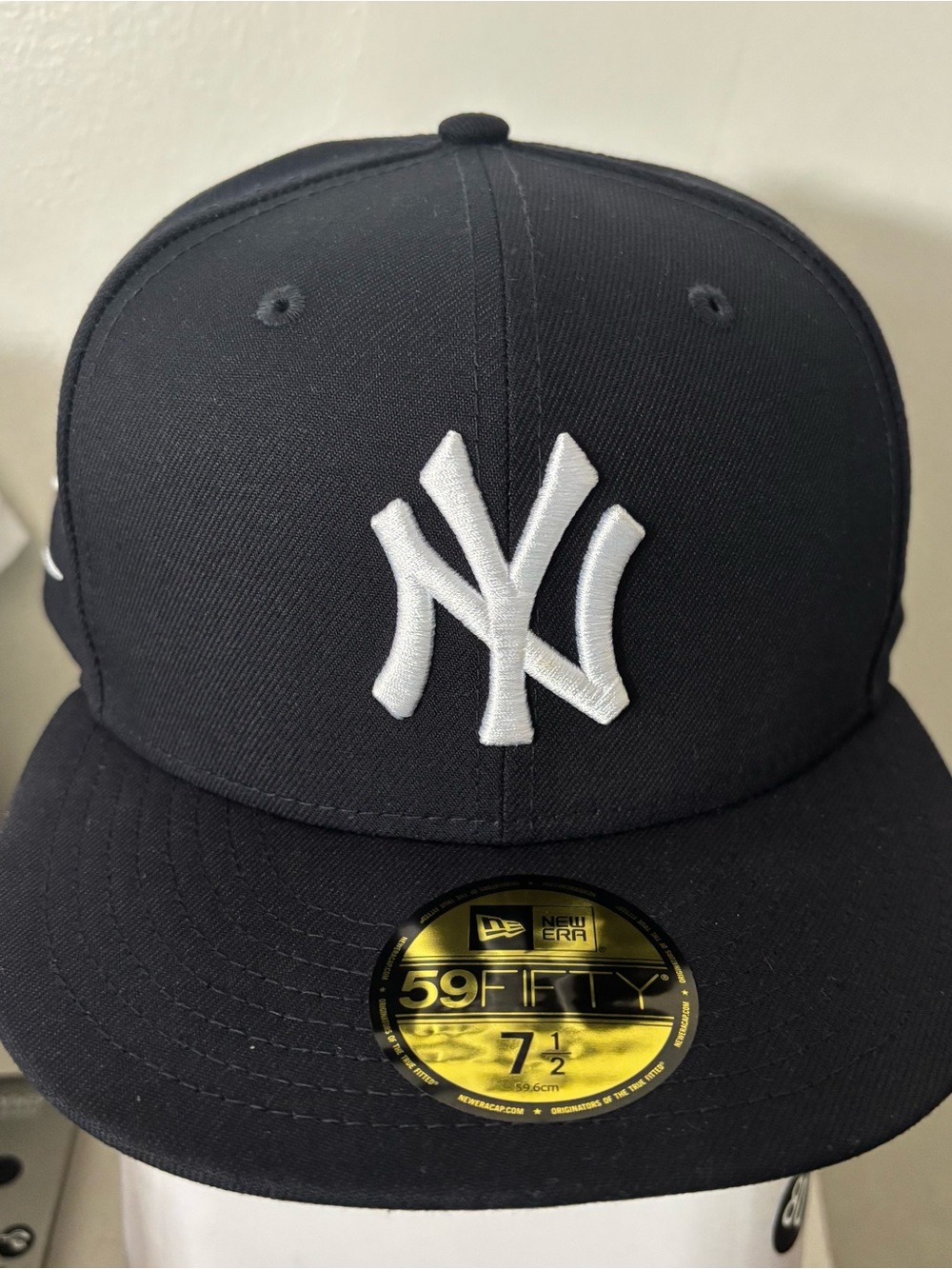New Era 59FIFTY New York Yankees/Supreme Navy Fitted Cap Size 7 1/2